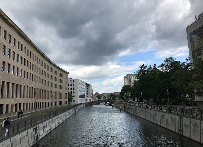 Berlin: Historic Jewish walking tour through the city center