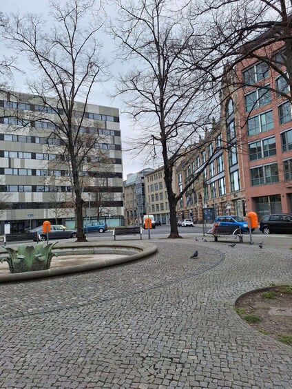Picture 1 for Activity Berlin: Historic Jewish walking tour through the city center