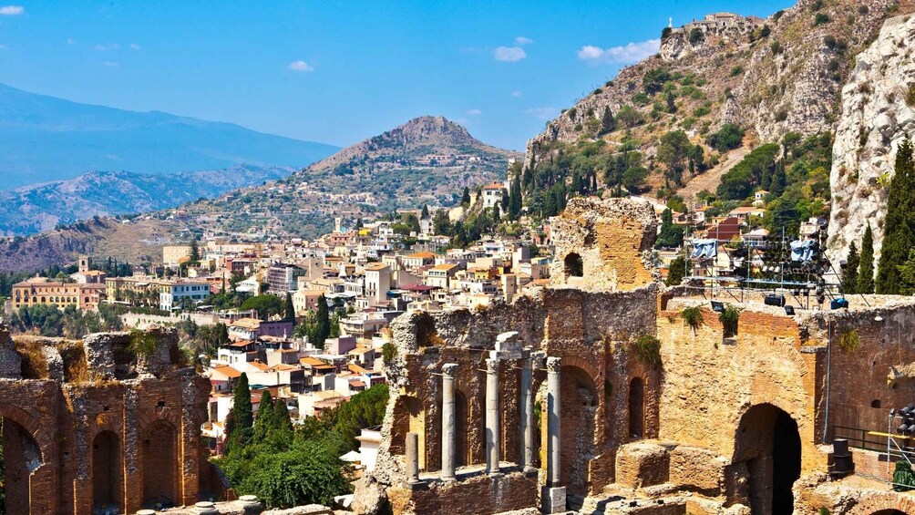 From Messina: Private Guided Day Tour of Savoca and Taormina