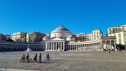 Naples: City Monuments Guided Walking Tour