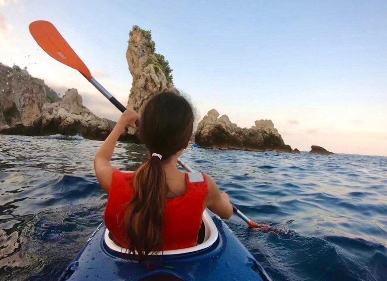 Taormina: Kayak Coastal Tour to Isola Bella and Blue Grotto