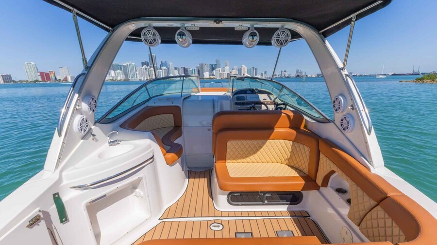 Miami: Private Boat Cruise and Tour with Captain