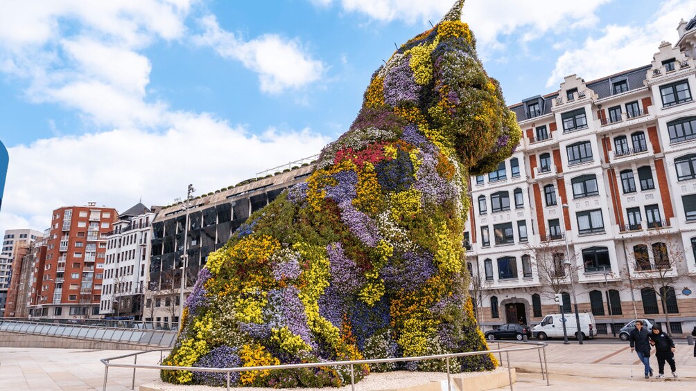 Picture 4 for Activity Guggenheim Museum Bilbao Private Tour with Official Guide
