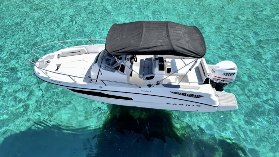 Polignano a Mare: 2-Hour Sea Cave Exploration Private Cruise