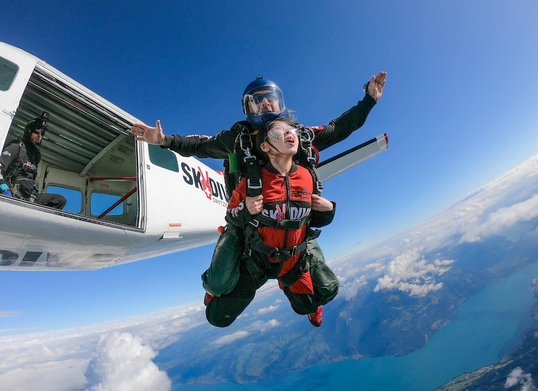 Picture 4 for Activity Interlaken: Airplane Skydiving over the Swiss Alps