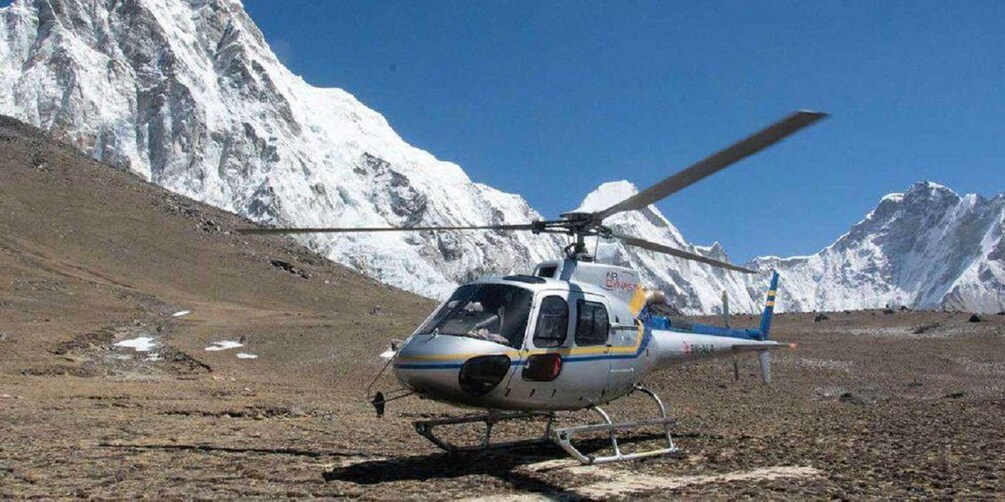 Picture 2 for Activity Everest Base camp Helicopter Landing Tour