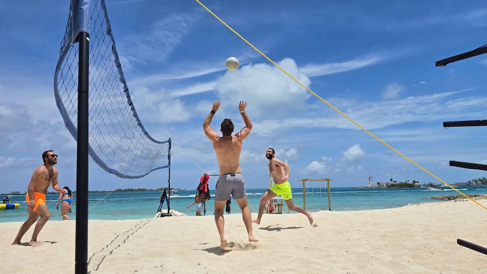 Picture 1 for Activity Nassau: Swimming Pigs, Snorkeling and Beach Boat Tour