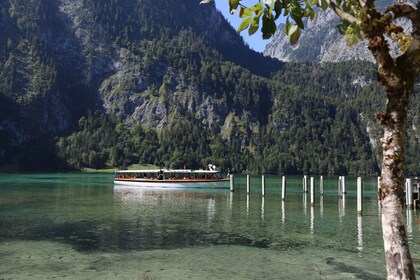 Tour privato a piedi e in barca di Königssee