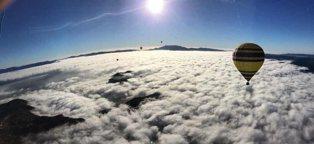 Picture 5 for Activity Hot air balloon flight in Barcelona Montserrat