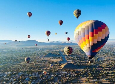 Mexico City: Balloon Flight and Tour to Teotihuacan