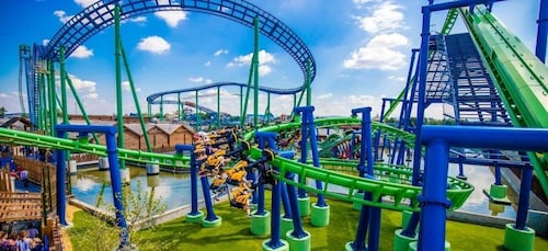 Cracovia: parque de atracciones Energylandia, reino de invierno y verano