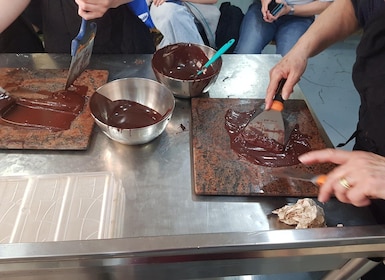 Paris: Chocolate Discovery Workshop and Tasting