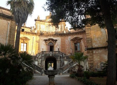 Bagheria: Besichtigung der Villa Palagonia und Street-Food-Route
