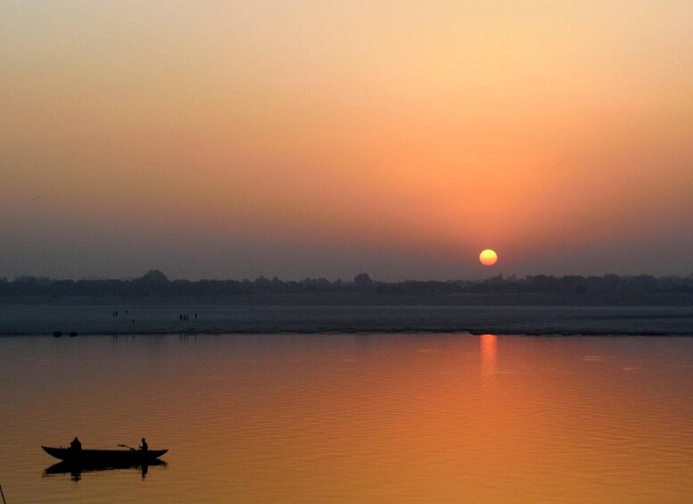 Sunrise boat tour