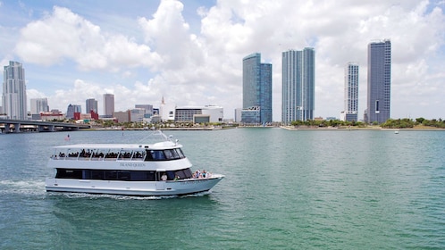 Viaje de 1 día por Miami desde Orlando con crucero por la Bahía Vizcaína