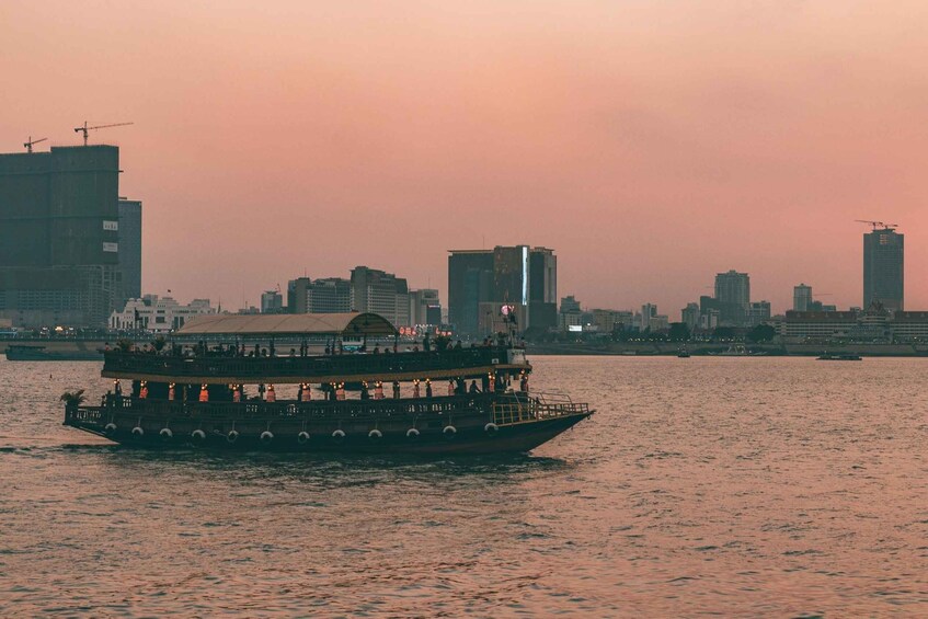 Mad Monkey Phnom Penh Riverside Walking Tour