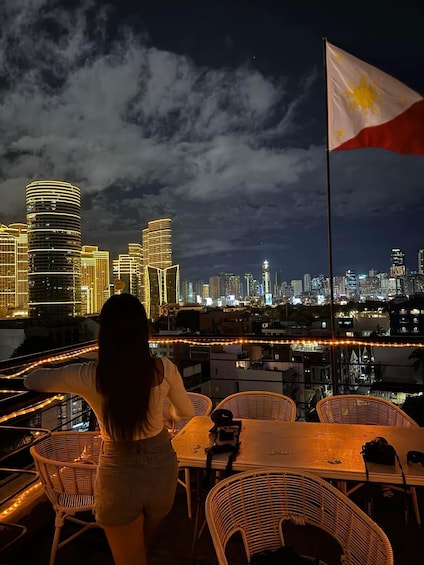 Picture 10 for Activity Makati: Rooftop Bar Hopping Tour with Venus