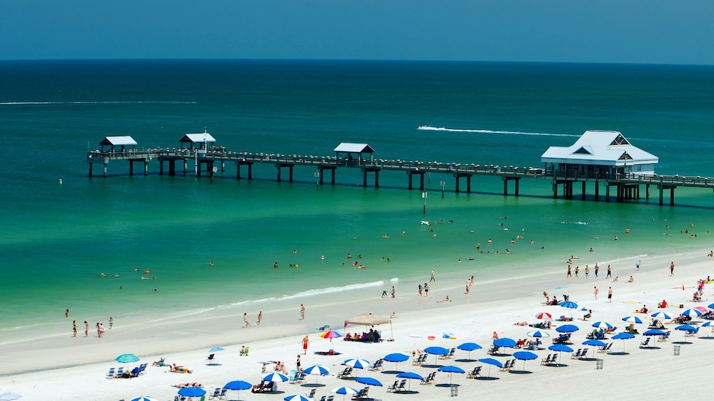 Beach and pier at Clearwater Bay in Orlando