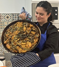 Málaga: Spanish Cooking Class with Paella, Sangria, and More