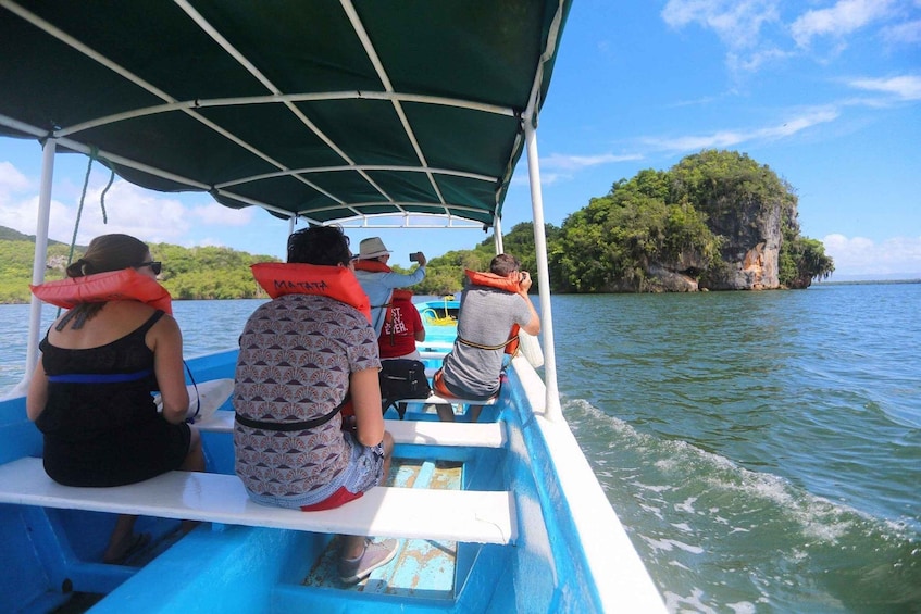 Picture 2 for Activity Santo Domingo: Los Haitises National Park & Barcadi Island