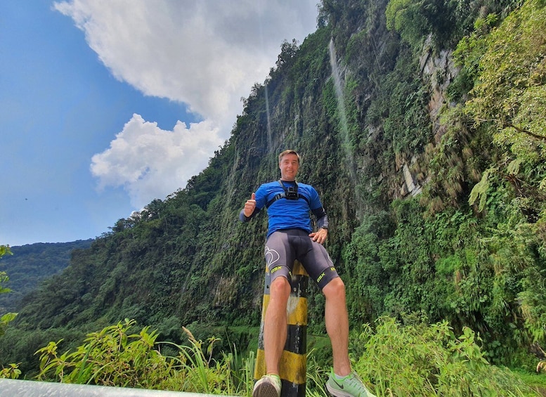 Picture 2 for Activity La Paz: Death Road Guided Mountain Biking Tour with Lunch