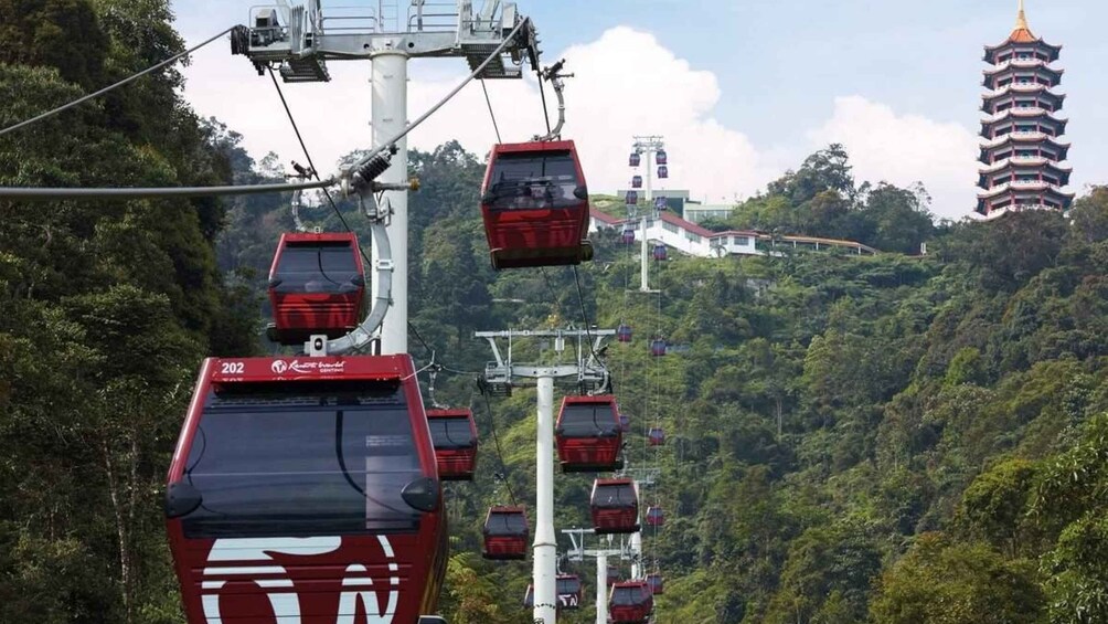 Picture 2 for Activity From Kuala Lumpur: Genting Highlands Day Tour & Gondola Ride