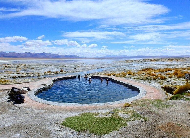 Picture 9 for Activity Uyuni: Uyuni Salt Flats and San Pedro de Atacama 3-Day Tour