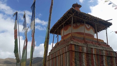 Von Pokhara: 5 Tage Upper Mustang Tour mit dem 4w Jeep