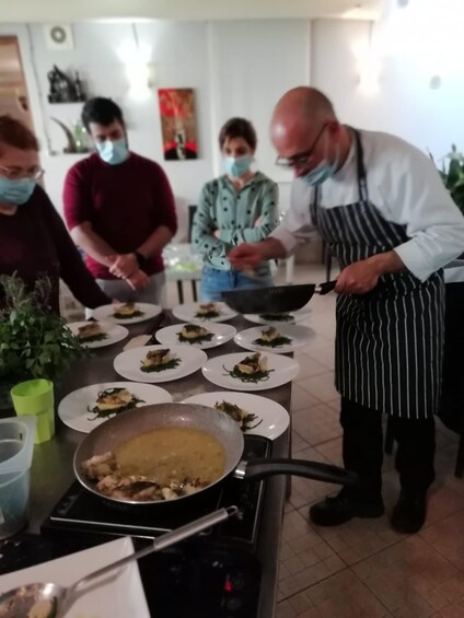 Cagliari: Sardinian Cooking Class with Lunch: "Fresh Pasta"