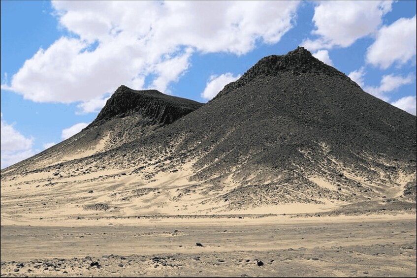 Picture 9 for Activity From Cairo: Bahariya Oasis and Black and White Desert Tour