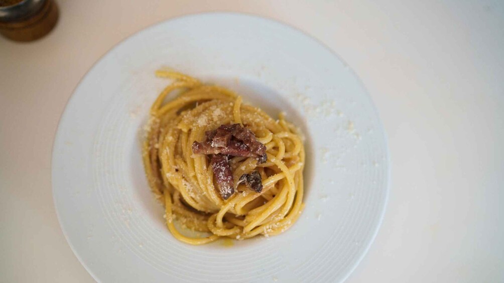 Picture 11 for Activity Olbia: cooking class on real pasta carbonara