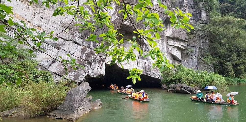 Picture 29 for Activity 3 Day Hanoi - Ninh Binh - Halong Bay 5 Star Cruise & Balcony