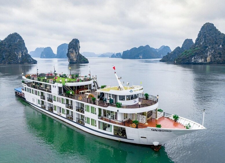 Picture 15 for Activity 3 Day Hanoi - Ninh Binh - Halong Bay 5 Star Cruise & Balcony