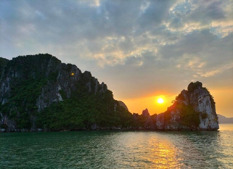 Picture 21 for Activity 3 Day Hanoi - Ninh Binh - Halong Bay 5 Star Cruise & Balcony