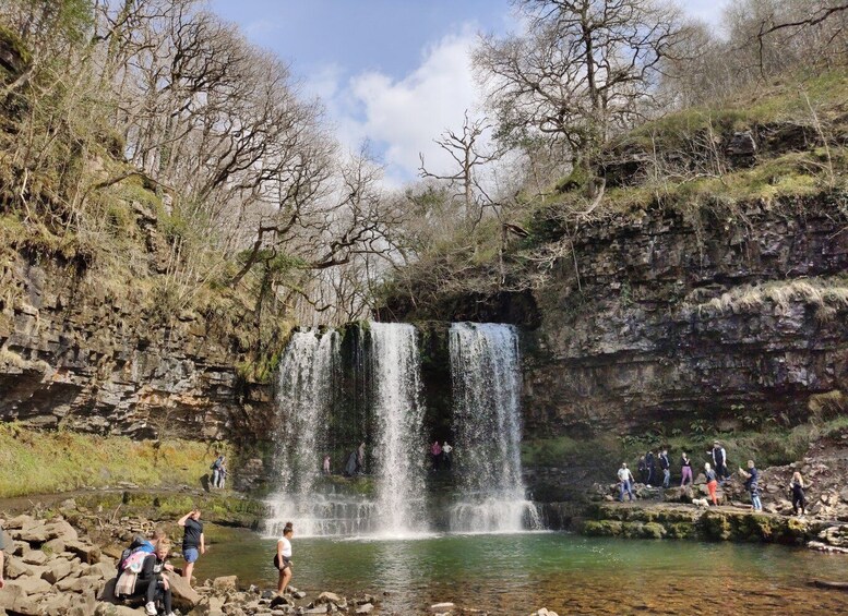 From Cardiff: Guided Hike to 6 Waterfalls in Brecon Beacons