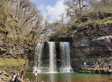 From Cardiff: Guided Hike to 6 Waterfalls in Brecon Beacons