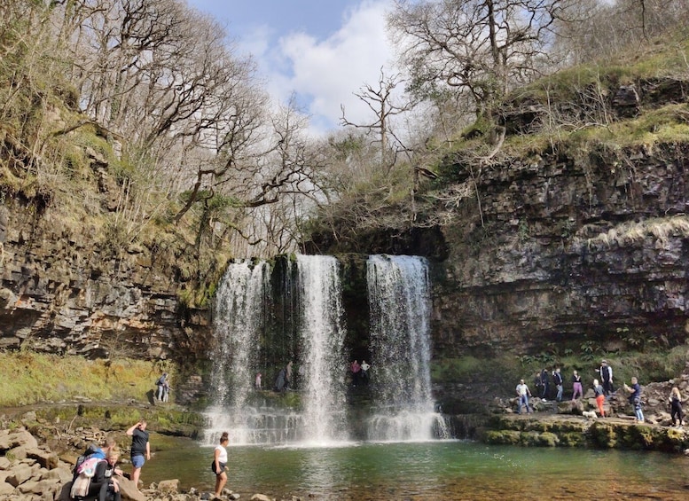 From Cardiff: Guided Hike to 6 Waterfalls in Brecon Beacons