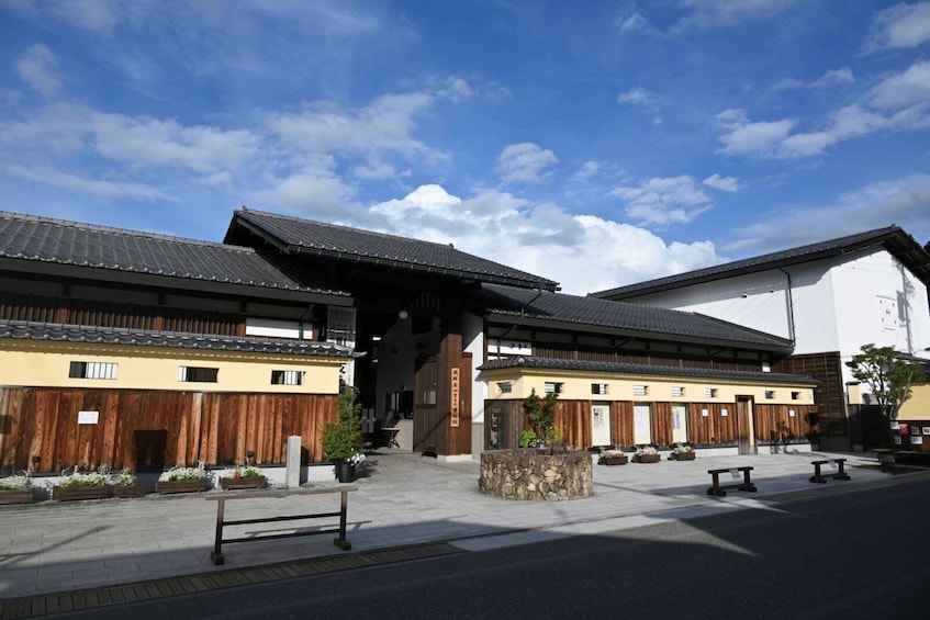 Picture 4 for Activity From Takayama: Immerse in Takayama's Rich History and Temple