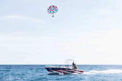 Fort Lauderdale, FL: Parasailing in Fort Lauderdale