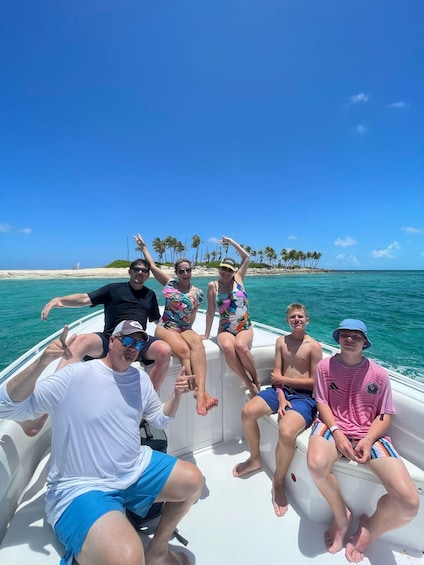 Picture 15 for Activity Nassau: 3 Islands Snorkel,Pigs,Turtles & Beach Club lunch