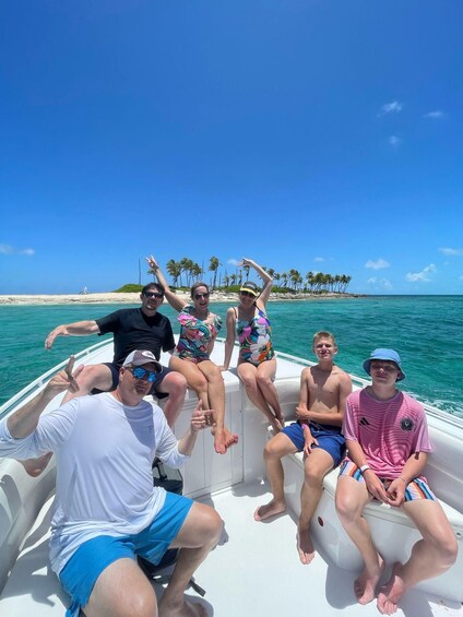 Picture 15 for Activity Nassau: 3 Islands Snorkel,Pigs,Turtles & Beach Club lunch