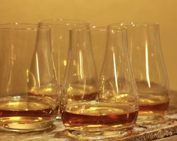 Killarney: Premium Irish Whisky Tasting with Local Expert