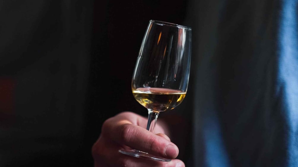 Picture 3 for Activity Killarney: Premium Irish Whiskey Tasting with Local Expert