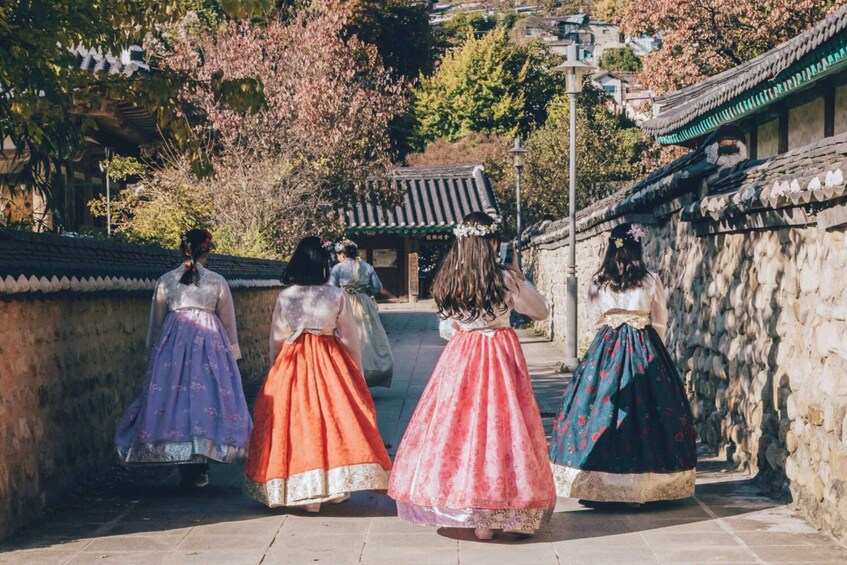 Picture 2 for Activity Seoul/Busan: Jeonju Hanok village with Hanbok Experience