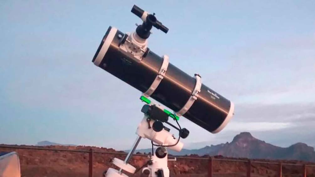 Picture 3 for Activity Tenerife: Sunset Night Tour and Stargazing at Teide + Dinner