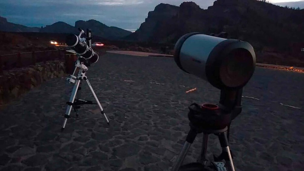 Picture 5 for Activity Tenerife: Sunset Night Tour and Stargazing at Teide + Dinner