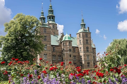 Copenhague: visita guiada privada a pie por el castillo de Rosenborg