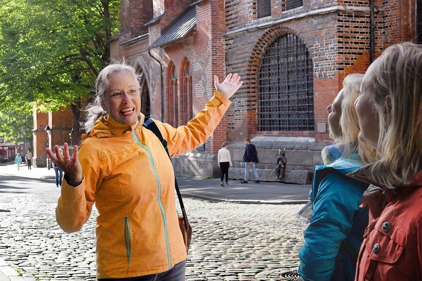 Picture 1 for Activity Lübeck: entertaining guided tour to old town highlights