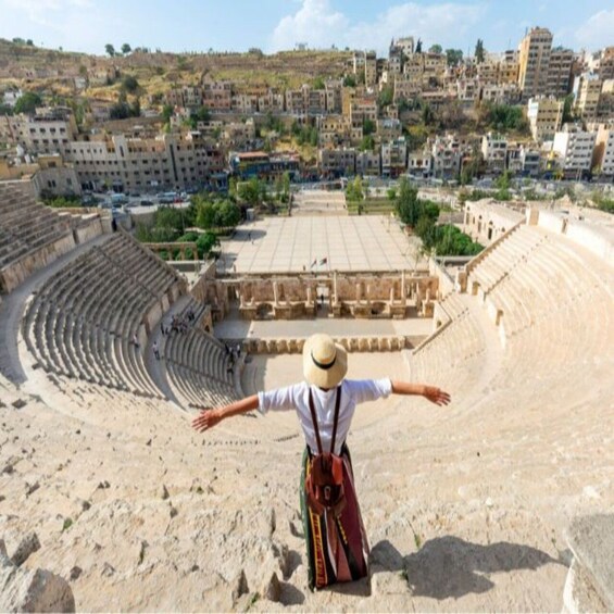 Picture 1 for Activity Amman: Private Sightseeing City Tour