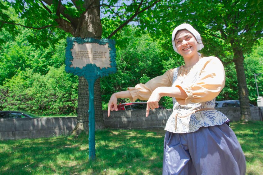 Picture 4 for Activity Sainte-Anne-de-Beaupré: Animated Tour of Its History